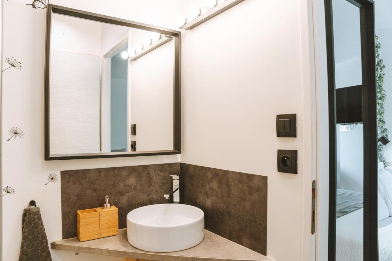Sky - Gite Meuble & Confort Drome - Ecolodgite Laveyron Zewnętrze zdjęcie