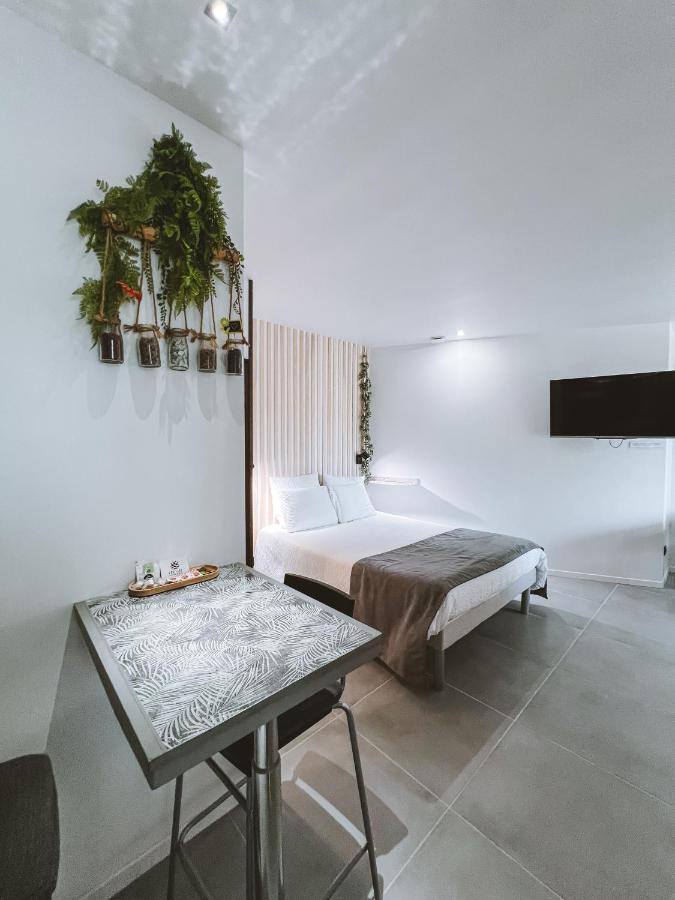 Sky - Gite Meuble & Confort Drome - Ecolodgite Laveyron Zewnętrze zdjęcie